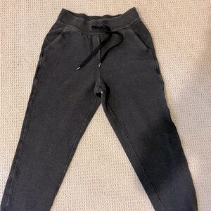 lululemon size 2 grey, textured, joggers!